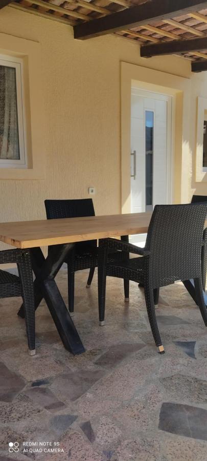 Apartments Sandra เวอร์ซาร์ ภายนอก รูปภาพ